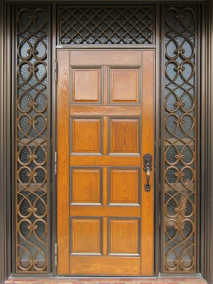 再塗装後　木製玄関ドア　その他メーカー　木製玄関ドア　施工後