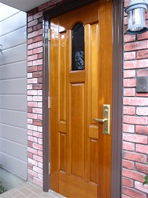 YAMAHA（ヤマハ）木製玄関ドア　塗装後