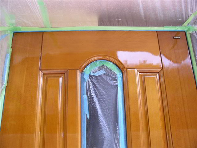 中塗り３回目後　YAMAHA木製玄関ドア　強溶剤２液型サンジング