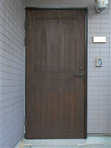 再塗装後 木製玄関ドア
