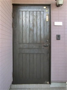 木製玄関ドア 塗装前/剥離途中