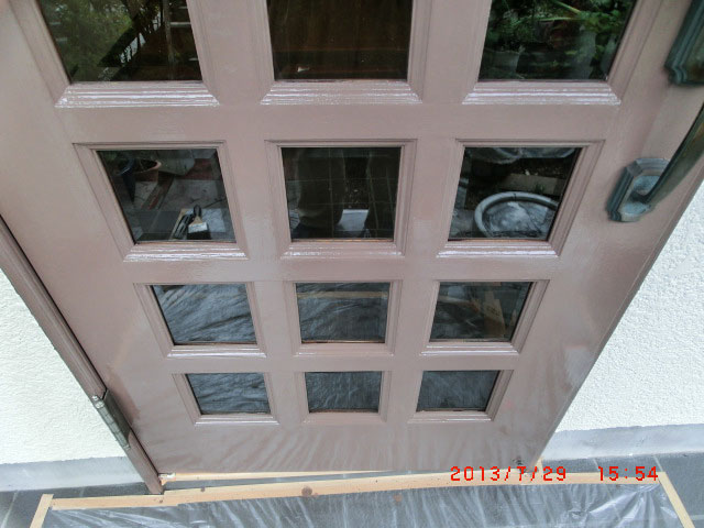 木製玄関ドア　ガラス戸　塗り替え　仕上がり