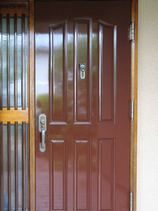 エナメル仕上げ　塗装後　YAMAHA（ヤマハ）木製玄関ドア